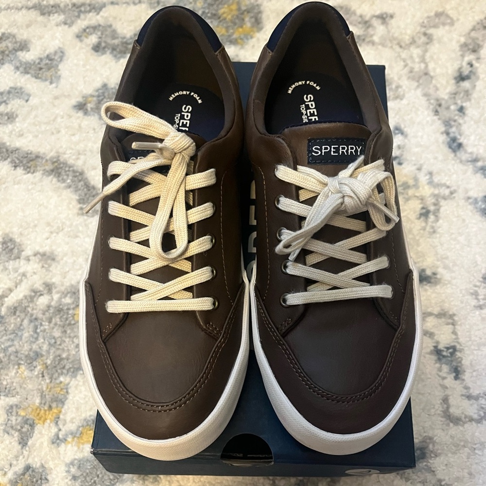 Sperry Harbor Tide Brown Sneakers, Big Kids, 6, New in box